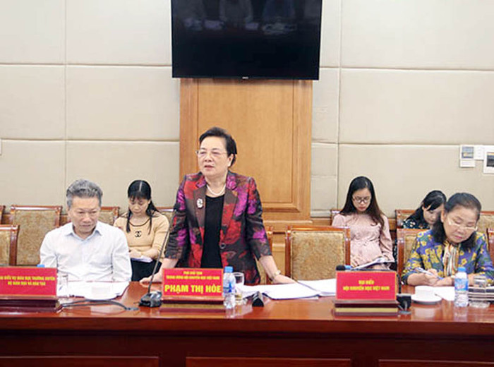 Bà Phạm Thị Hòe, Phó Chủ tịch Trung ương Hội Khuyến học Việt Nam mong muốn Hải Phòng tiếp tục nằm trong tốp đầu của cả nước về xây dựng xã hội học tập. (Ảnh: CTV)