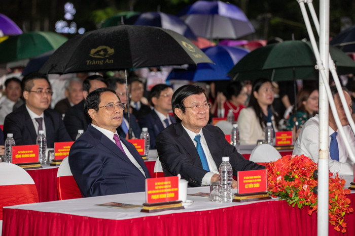 Thủ tướng Chính phủ Phạm Minh Chính, nguyên Chủ tịch nước Trương Tấn Sang dự lễ hội Hoa Phượng Đỏ - Hải Phòng 2023 (Ảnh: ĐT)