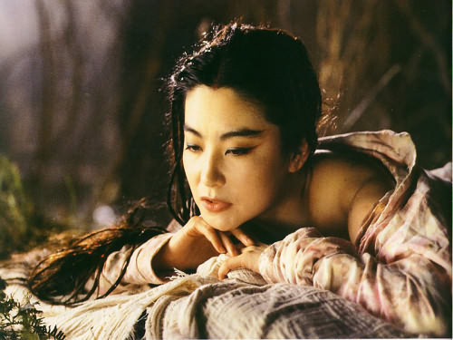 Hàng triệu đấng mày râu Trung Hoa đã ngẩn ngơ, thơ thẩn vì hình ảnh quyến rũ, gợi cảm này. Xem thêm: Thư Kỳ hóa "Nàng tiên cá" hớp hồn các đấng mày râu.