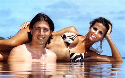 Montolivo và người yêu bốc lửa từng có những bức ảnh chung tình tứ trên tạp chí. Montolivo và người yêu bốc lửa từng có những bức ảnh chung tình tứ trên tạp chí.