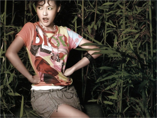 Tiểu S Từ Hy Đệ trước khi kết hôn cùng người chồng hiện tại là Hứa Nhã Quân cũng đã “ăn cơm trước kẻng”. Thời gian đó, truyền thông Đài Loan đã rộ lên nhiều thông tin Hứa Nhã Quân đưa Tiểu S đến bệnh viện khám thai. Khi đó, từ bạn bè, fan hâm mộ đến chị gái Đại S Từ Hy Viên đều gửi lời chúc phúc đến Tiểu S. Tiểu S đã nhận được sự chăm sóc từ bạn trai sau khi có thai, Hứa Nhã Quân dường như đã thay đổi và trở nên quan tâm đến Tiểu S nhiều hơn khiến cô vô cùng cảm kích. Tiểu S Từ Hy Đệ trước khi kết hôn cùng người chồng hiện tại là Hứa Nhã Quân cũng đã “ăn cơm trước kẻng”. Thời gian đó, truyền thông Đài Loan đã rộ lên nhiều thông tin Hứa Nhã Quân đưa Tiểu S đến bệnh viện khám thai. Khi đó, từ bạn bè, fan hâm mộ đến chị gái Đại S Từ Hy Viên đều gửi lời chúc phúc đến Tiểu S. Tiểu S đã nhận được sự chăm sóc từ bạn trai sau khi có thai, Hứa Nhã Quân dường như đã thay đổi và trở nên quan tâm đến Tiểu S nhiều hơn khiến cô vô cùng cảm kích.