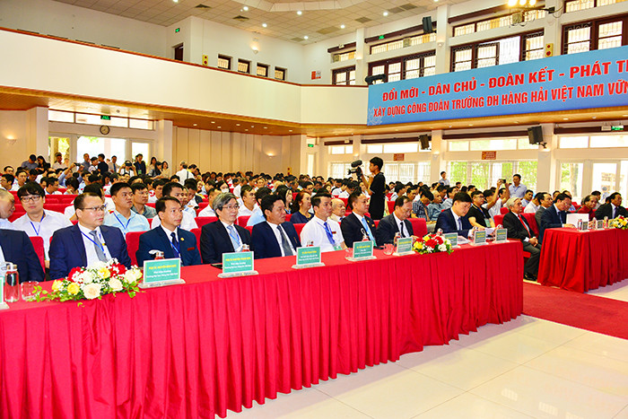 Hội nghị khoa học thu hút đông đảo các nhà khoa học, nhà nghiên cứu về điều khiển và tự động hoá (Ảnh: TK) hoi-thao-quang-canh.jpeg