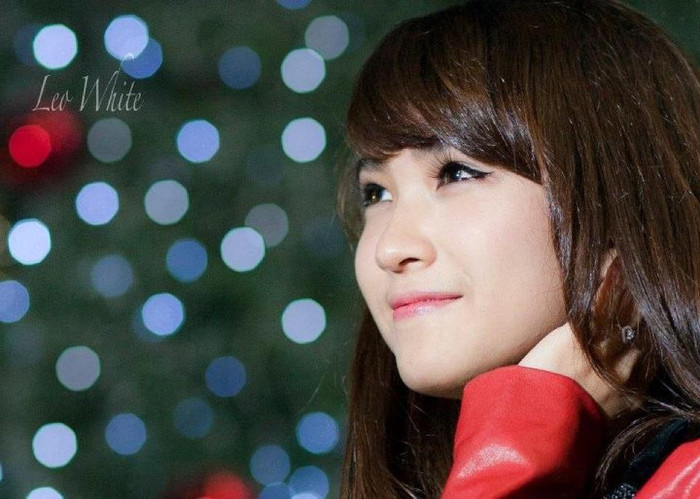 Cách trang điểm dễ thương, các bạn nữ có thể học lỏm cho buổi hẹn hò cuối tuần. Tạo điểm nhấn cho đôi mắt long lanh và làn môi tươi tắn, bạn đã có ngay "baby face" cho mình rồi.