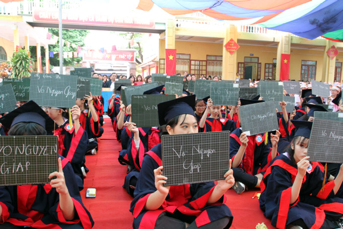 Các em học sinh thi rung chuông vàng (Ảnh: Lã Tiến) Các em học sinh thi rung chuông vàng (Ảnh: Lã Tiến)