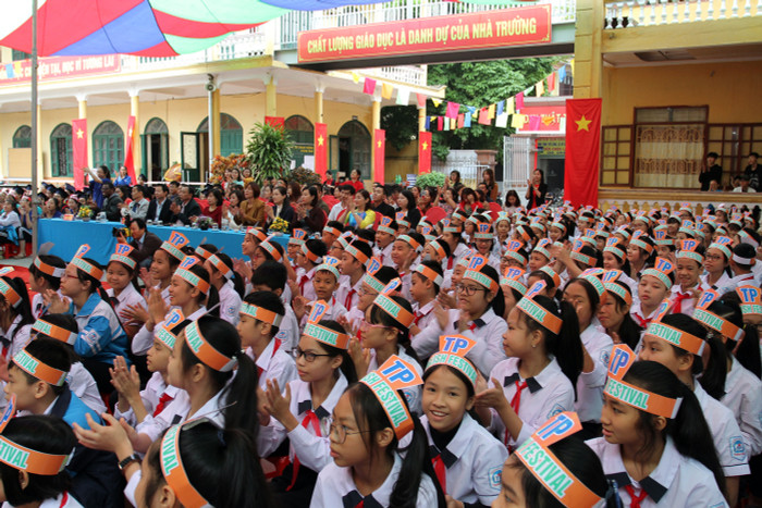 Ngày hội festival tiếng Anh của Trường Trung học cơ sở Trần Phú thực sự là một sân chơi bổ ích, ý nghĩa cho các em học sinh. (Ảnh: Lã Tiến) Ngày hội festival tiếng Anh của Trường Trung học cơ sở Trần Phú thực sự là một sân chơi bổ ích, ý nghĩa cho các em học sinh. (Ảnh: Lã Tiến)