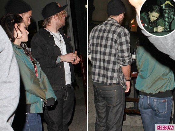 23. Cả hai cùng nhau xem một chương trình ở Hollywood hôm 25/5/2012. 23. Cả hai cùng nhau xem một chương trình ở Hollywood hôm 25/5/2012.