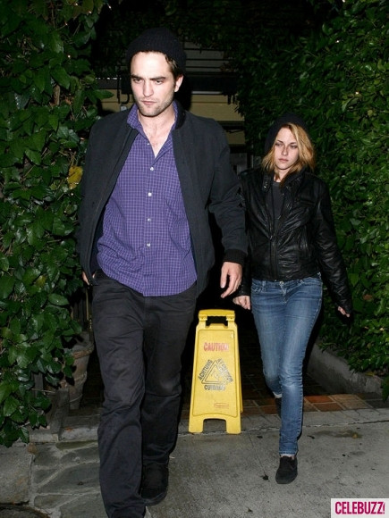 19. Cùng nhau đi ăn tối tại nhà hàng Ago Restaurant hôm 4/10/2010. 19. Cùng nhau đi ăn tối tại nhà hàng Ago Restaurant hôm 4/10/2010.