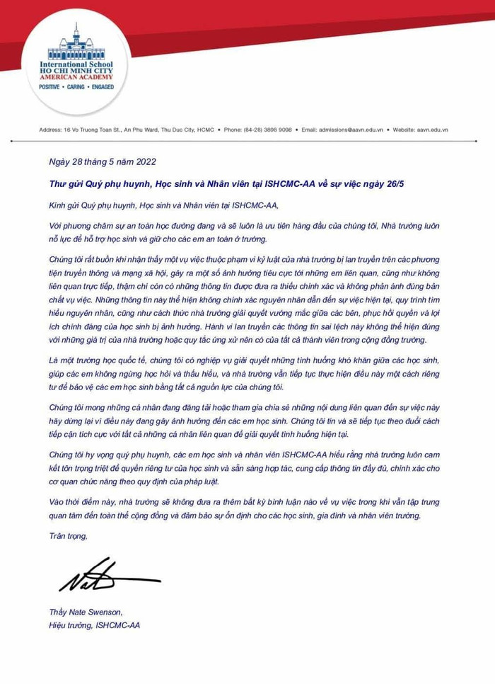 Thư gửi phụ huynh, học sinh Trường Quốc tế Thành phố Hồ Chí Minh của thầy Hiệu trưởng Nate Swenson Thư gửi phụ huynh, học sinh Trường Quốc tế Thành phố Hồ Chí Minh của thầy Hiệu trưởng Nate Swenson