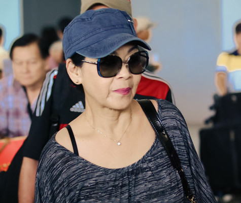 Dù ở tuổi 'thất thập cổ lai hy' nhưng Khánh Ly vẫn trông rất trẻ trung và khỏe mạnh. Dù ở tuổi 'thất thập cổ lai hy' nhưng Khánh Ly vẫn trông rất trẻ trung và khỏe mạnh.