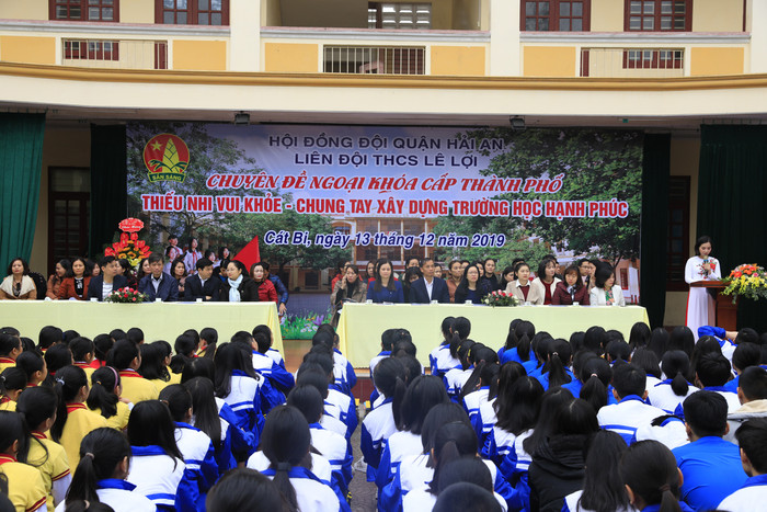 Trường Trung học cơ sở Lê Lợi tổ chức chuyên đề ngoại khóa cấp thành phố "Thiếu nhi vui khỏe, chung tay xây dựng trường học hạnh phúc" (Ảnh: Nhà trường cung cấp) Trường Trung học cơ sở Lê Lợi tổ chức chuyên đề ngoại khóa cấp thành phố "Thiếu nhi vui khỏe, chung tay xây dựng trường học hạnh phúc" (Ảnh: Nhà trường cung cấp)