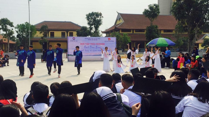 Học sinh Hải Phòng học tập, trải nghiệm môn Lịch sử ở Khu di tích Bạch Đằng Giang (huyện Thủy Nguyên, Hải Phòng) (Ảnh: Lã Tiến) Học sinh Hải Phòng học tập, trải nghiệm môn Lịch sử ở Khu di tích Bạch Đằng Giang (huyện Thủy Nguyên, Hải Phòng) (Ảnh: Lã Tiến)