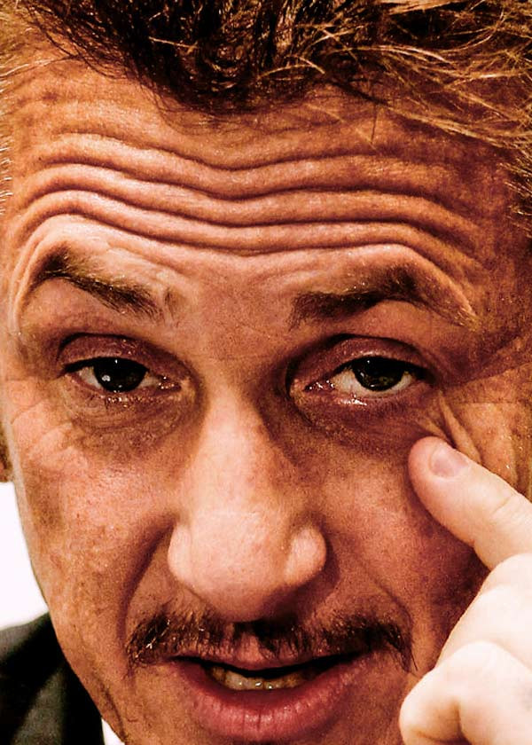 Sean Pean chịu đòn "tố giác" của thời gian: gương mặt đồi mồi, nếp nhăn chằng chịt, chi chít. (Ảnh: Xz) Xem thêm: Điểm danh những chiếc cằm mới của Sao Việt / Bộ sưu tập váy xinh chào hè 2012.