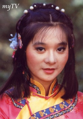 Mộc Kiếm Bình do Ứng Hiểu Vy thể hiện, CTV sản xuất năm 1984. Mộc Kiếm Bình do Ứng Hiểu Vy thể hiện, CTV sản xuất năm 1984.