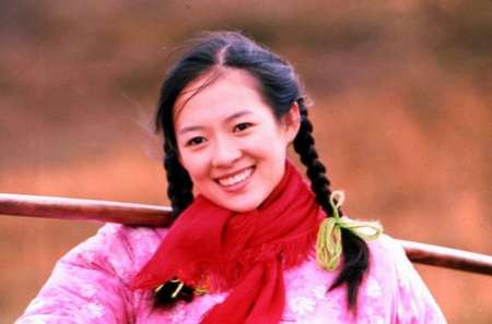 Chương Tử Di. Chương Tử Di.