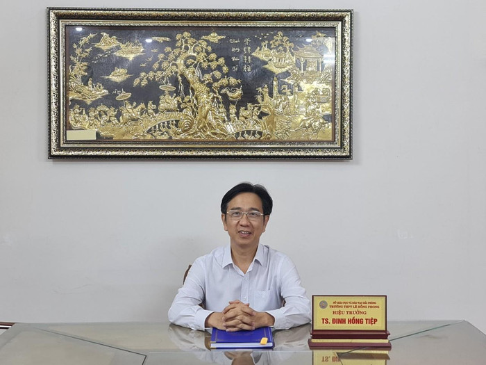 Theo thầy giáo Đinh Hồng Tiệp, mọi hoạt động trong nhà trường phải hướng về đúng chủ thể (Ảnh: HT) Theo thầy giáo Đinh Hồng Tiệp, mọi hoạt động trong nhà trường phải hướng về đúng chủ thể (Ảnh: HT)