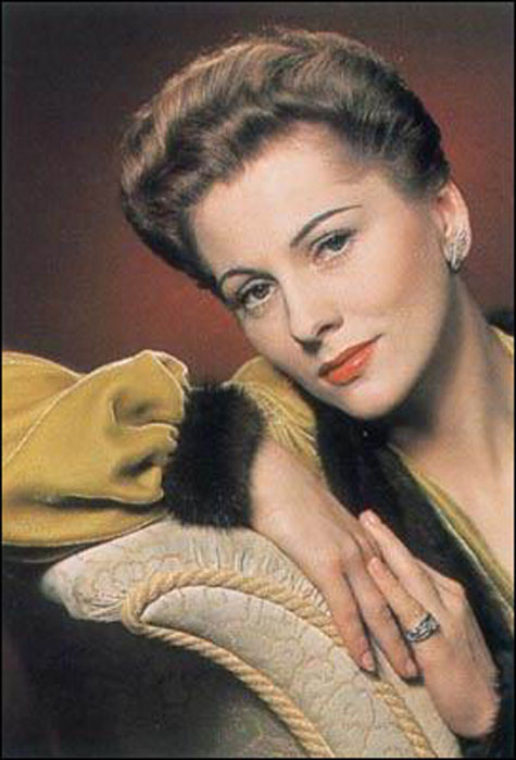 Greer Garson trong phim "Mrs. Miniver".