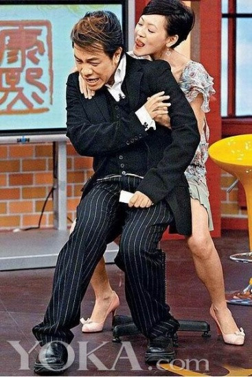 Màn 'lố' hết thuốc chữa của Tiểu S. Màn 'lố' hết thuốc chữa của Tiểu S.