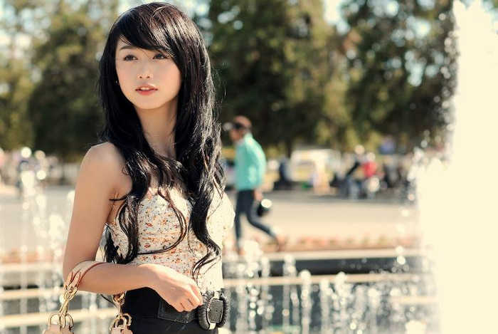 Mong manh, dịu dàng như giọt nắng mai, Thiên Di đẹp như mỹ nhân cổ trang Trung Quốc. Mong manh, dịu dàng như giọt nắng mai, Thiên Di đẹp như mỹ nhân cổ trang Trung Quốc.