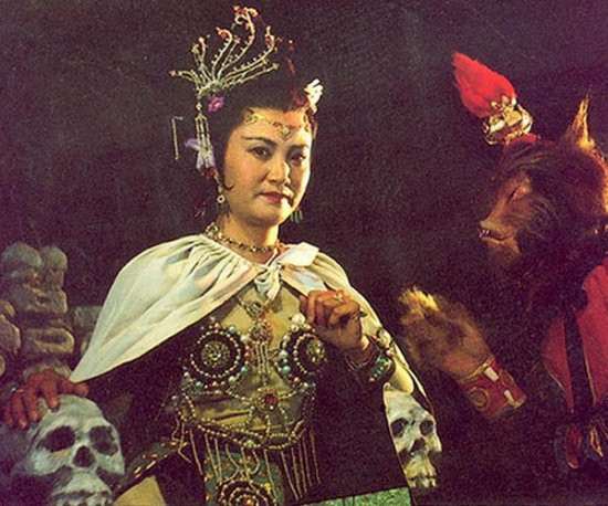 Nhân vật gấu đen và sói đen trong Tây Du Ký phiên bản 1986. Nhân vật gấu đen và sói đen trong Tây Du Ký phiên bản 1986.