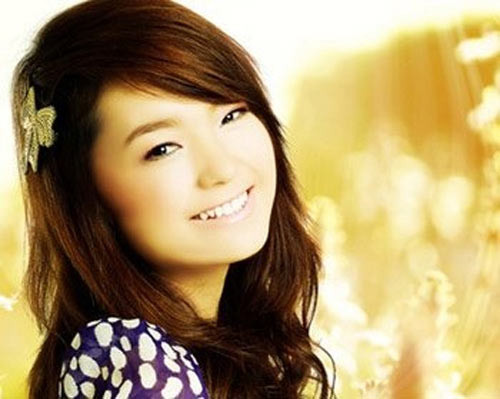 Minh Hằng Xuất phát điểm, Minh Hằng không phải là một gương mặt đẹp của showbiz. Ưu điểm của cô diễn viên này là sự hồn nhiên, ngây thơ và ưa nhìn. Nhưng chỉ sau vài năm tham gia vào giới nghệ, bé Heo ngày nào cũng thay đổi chóng mặt về dung nhan. Minh Hằng trước kia không thuộc dạng người đẹp mà chỉ được coi là dễ nhìn bởi nụ cười tươi và hồn nhiên. Xem thêm: Sao chuộng phẫu thuật thẩm mỹ / 10 phút trang điểm hóa mỹ nhân. Minh Hằng Xuất phát điểm, Minh Hằng không phải là một gương mặt đẹp của showbiz. Ưu điểm của cô diễn viên này là sự hồn nhiên, ngây thơ và ưa nhìn. Nhưng chỉ sau vài năm tham gia vào giới nghệ, bé Heo ngày nào cũng thay đổi chóng mặt về dung nhan. Minh Hằng trước kia không thuộc dạng người đẹp mà chỉ được coi là dễ nhìn bởi nụ cười tươi và hồn nhiên. Xem thêm: Sao chuộng phẫu thuật thẩm mỹ / 10 phút trang điểm hóa mỹ nhân.