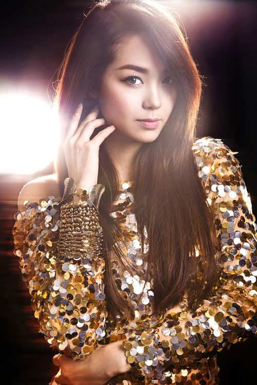 Minh Hằng với gương mặt dài gợi cảm hiện nay. Xem thêm: Sao chuộng phẫu thuật thẩm mỹ / 10 phút trang điểm hóa mỹ nhân. Minh Hằng với gương mặt dài gợi cảm hiện nay. Xem thêm: Sao chuộng phẫu thuật thẩm mỹ / 10 phút trang điểm hóa mỹ nhân.