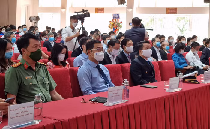 Đại biểu tham dự buổi lễ (Ảnh: Phương Linh)