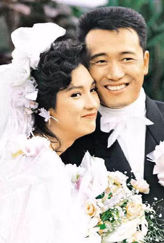 Thích Mỹ Trân và chồng Miêu Kiều Vỹ. Thích Mỹ Trân và chồng Miêu Kiều Vỹ.