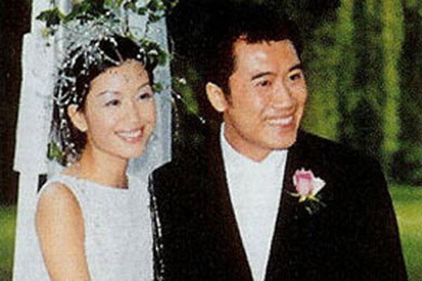 Ngũ Vịnh Vy và Luyện Hải Đường. Ngũ Vịnh Vy và Luyện Hải Đường.