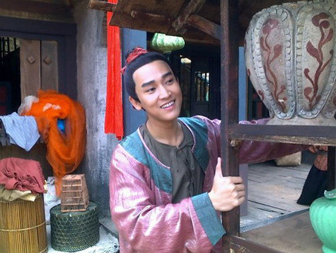 Hơn một năm kể từ Đại lễ Nghìn năm Thăng Long, "Thái sư Trần Thủ Độ" vẫn bị "xếp kho". Hơn một năm kể từ Đại lễ Nghìn năm Thăng Long, "Thái sư Trần Thủ Độ" vẫn bị "xếp kho".