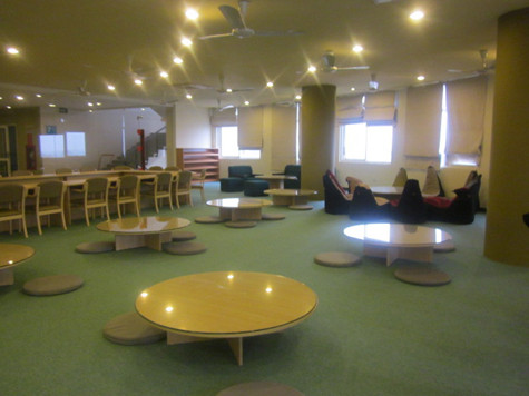 Sạch sẽ, sang trọng, dễ chịu là những cảm nhận của bất cứ bạn sinh viên nào đến với "phòng học tình yêu" của ĐH Thăng Long Sạch sẽ, sang trọng, dễ chịu là những cảm nhận của bất cứ bạn sinh viên nào đến với "phòng học tình yêu" của ĐH Thăng Long