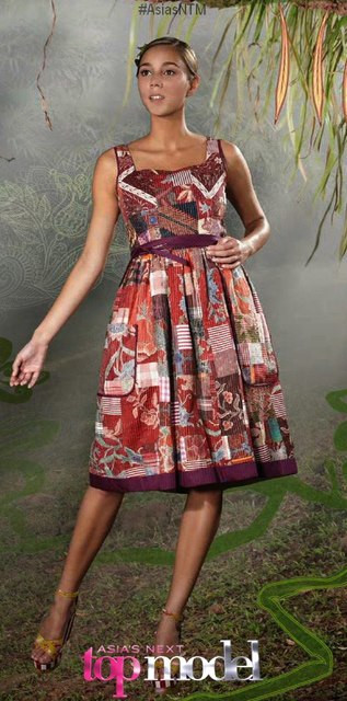 Bức ảnh của Helena về thứ nhì và khiến cô gái hiếu thắng này khó chịu với thí sinh về nhất.