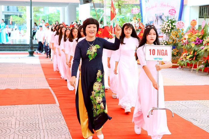 Cô giáo Nguyễn Bích Nguyên được biết đến là người kết nối văn hóa Việt - Nga (Ảnh: Nhân vật cung cấp)