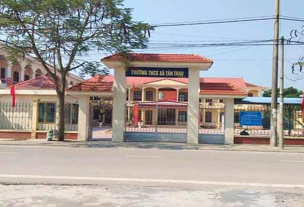 Trường Trung học cơ sở Tân Trào, nơi xảy ra vụ việc (Ảnh: CTV) Trường Trung học cơ sở Tân Trào, nơi xảy ra vụ việc (Ảnh: CTV)
