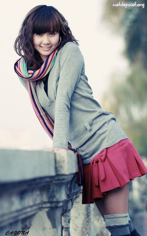 Cũng có lúc cô nàng phá cách theo style "Made in Korea". (Ảnh: eva) Xem thêm: Bộ sưu tập váy xinh chào hè 2012/ Thời trang sao Việt. Cũng có lúc cô nàng phá cách theo style "Made in Korea". (Ảnh: eva) Xem thêm: Bộ sưu tập váy xinh chào hè 2012/ Thời trang sao Việt.