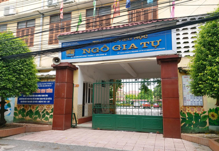 Trường Ngô Gia Tự yêu cầu phụ huynh đóng tiền tài trợ giáo dục trong một tuần Trường Ngô Gia Tự yêu cầu phụ huynh đóng tiền tài trợ giáo dục trong một tuần