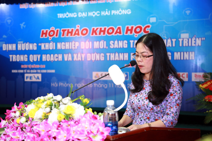 Bà Nguyễn Thị Hiên, Hiệu trưởng Trường Đại học Hải Phòng phát biểu tại hội thảo (Ảnh: Lã Tiến) Bà Nguyễn Thị Hiên, Hiệu trưởng Trường Đại học Hải Phòng phát biểu tại hội thảo (Ảnh: Lã Tiến)