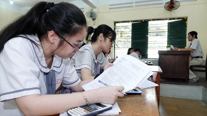 Học sinh lớp 12 tại Hải Dương sẽ được thi thử trực tuyến 4 lần trước kỳ thi tốt nghiệp trung học phổ thông 2020 (Ảnh: CTV) Học sinh lớp 12 tại Hải Dương sẽ được thi thử trực tuyến 4 lần trước kỳ thi tốt nghiệp trung học phổ thông 2020 (Ảnh: CTV)