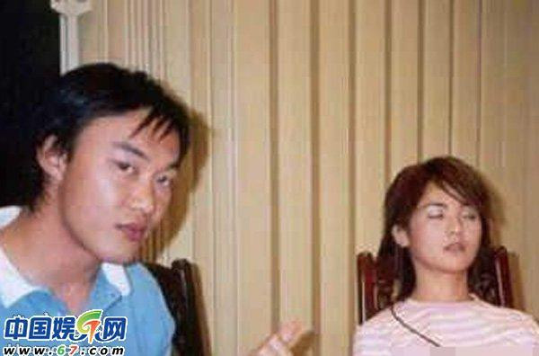 Nữ ca sĩ A Sa. Nữ ca sĩ A Sa.