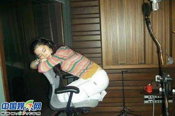 Lưu Diệc Phi. Lưu Diệc Phi.