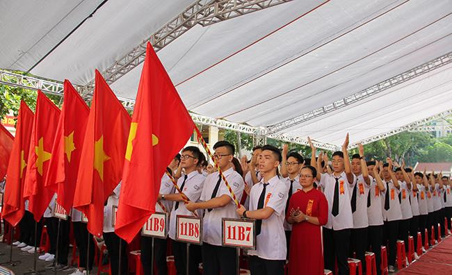 Học sinh Trường Trung học phổ thông Ngô Quyền từng bừng chào đón khai giảng năm học mới (Ảnh: CTV) Học sinh Trường Trung học phổ thông Ngô Quyền từng bừng chào đón khai giảng năm học mới (Ảnh: CTV)