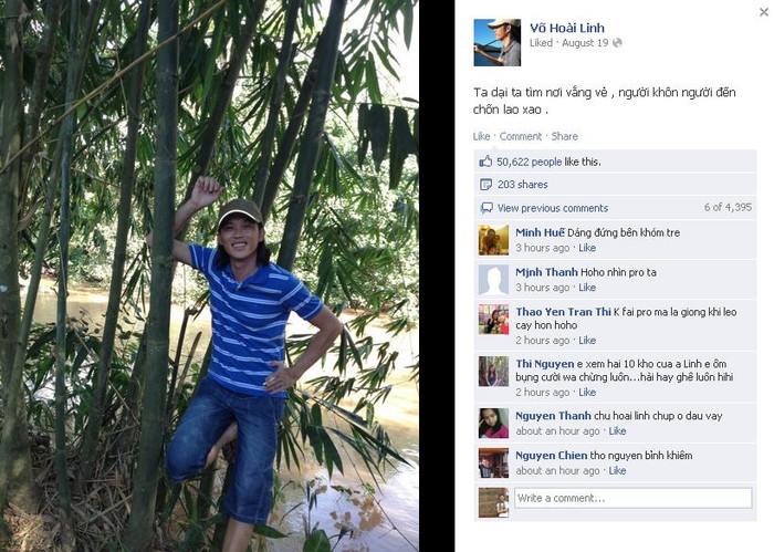 Danh hài Hoài Linh với dáng đứng Bến Tre đầy ngẫu hứng, kèm 2 câu thơ "Ta dại ta tìm nơi vắng vẻ - Người khôn người đến chốn lao xao". Danh hài Hoài Linh với dáng đứng Bến Tre đầy ngẫu hứng, kèm 2 câu thơ "Ta dại ta tìm nơi vắng vẻ - Người khôn người đến chốn lao xao".