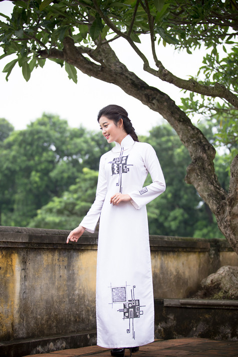 Cô cao 1m76 với số đo 3 vòng 83-60-89 Cô cao 1m76 với số đo 3 vòng 83-60-89