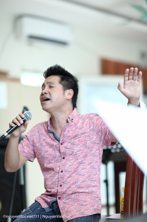 Ngoài những ca khúc mang lại tên tuổi Trọng Tấn sẽ thử nghiệm với cả dòng nhạc nhẹ.