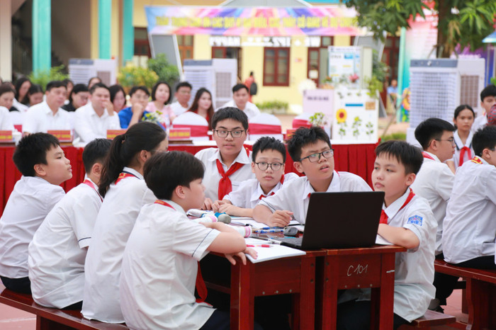 Thông tư 05 sẽ đánh giá đúng năng lực và cống hiến của giáo viên với ngành (Ảnh minh hoạ: LT) GDVN_thcs-tran-phu-cd-2024-14.jpg