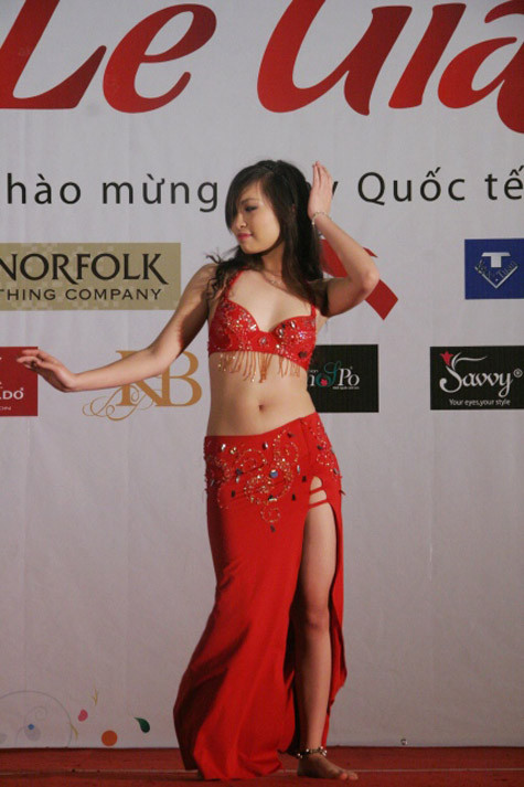 Hiện nay, Belly dance đã có nhiều phong cách pha trộn: Flamenco Bellydance, Egyptian bellydance, Tribal bellydance, Hiphop Bellydance Fusion, Samba Bellydance Fusion. Hiện nay, Belly dance đã có nhiều phong cách pha trộn: Flamenco Bellydance, Egyptian bellydance, Tribal bellydance, Hiphop Bellydance Fusion, Samba Bellydance Fusion.