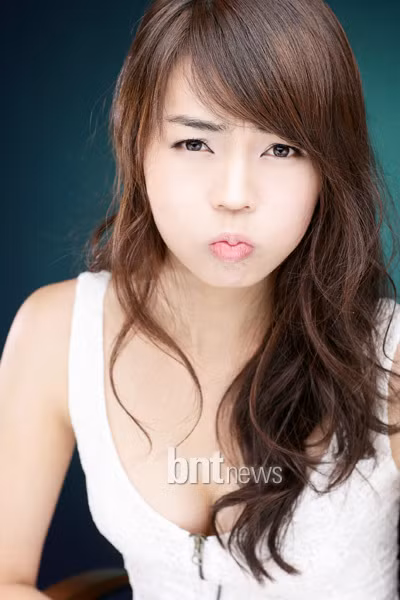 Ở châu Á, Choi Han- bit cũng nghiễm nhiên trở thành thí sinh chuyển giới đầu tiên lọt vào những vòng trong của Next Top Model và là thí sinh chuyển giới thứ 2 trên thế giới sau Isis King tại America's Next Top Model mùa thứ 11.