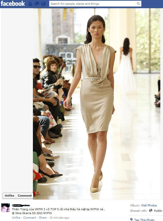 Hình chụp màn hình facebook cho thấy Cao Thị Thiên Trang tại một sự kiện được cho là NYFW 2013. Hình chụp màn hình facebook cho thấy Cao Thị Thiên Trang tại một sự kiện được cho là NYFW 2013.