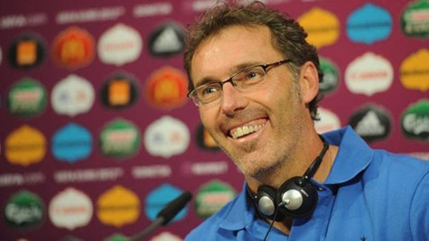 HLV Blanc khiêm tốn.