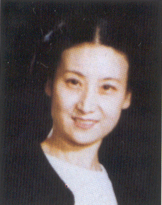 Trương Kinh Đệ là diễn viên múa nổi tiếng của Trung Quốc, bà là hội viên hiệp hội ca vũ Trung Quốc, ủy viên chính hiệp thành phố Bắc Kinh, trưởng giáo viên học viện hí kịch Trung ương Trung Quốc, Chủ tịch hội nghiên cứu nghệ thuật múa và trang phục cổ đại Trung Quốc phân viện Bắc Kinh, Trưởng đoàn Đoàn nghệ thuật diễn xuất.