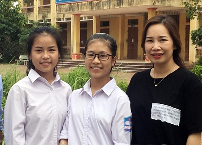 Hành động nhận được của rơi trả người đánh mất của 2 nữ sinh Nguyễn Thúy Hà Giang và Đặng Hương Giang đáng được khen ngợi (Ảnh: CTV) Hành động nhận được của rơi trả người đánh mất của 2 nữ sinh Nguyễn Thúy Hà Giang và Đặng Hương Giang đáng được khen ngợi (Ảnh: CTV)